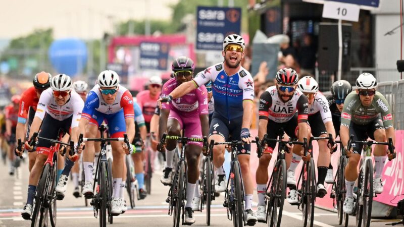 Giro D’ Italia 2022: Gigante Mark Cavendish vence 3ª etapa do Giro. Essa foi sua 53ª vitória em Grand Tours